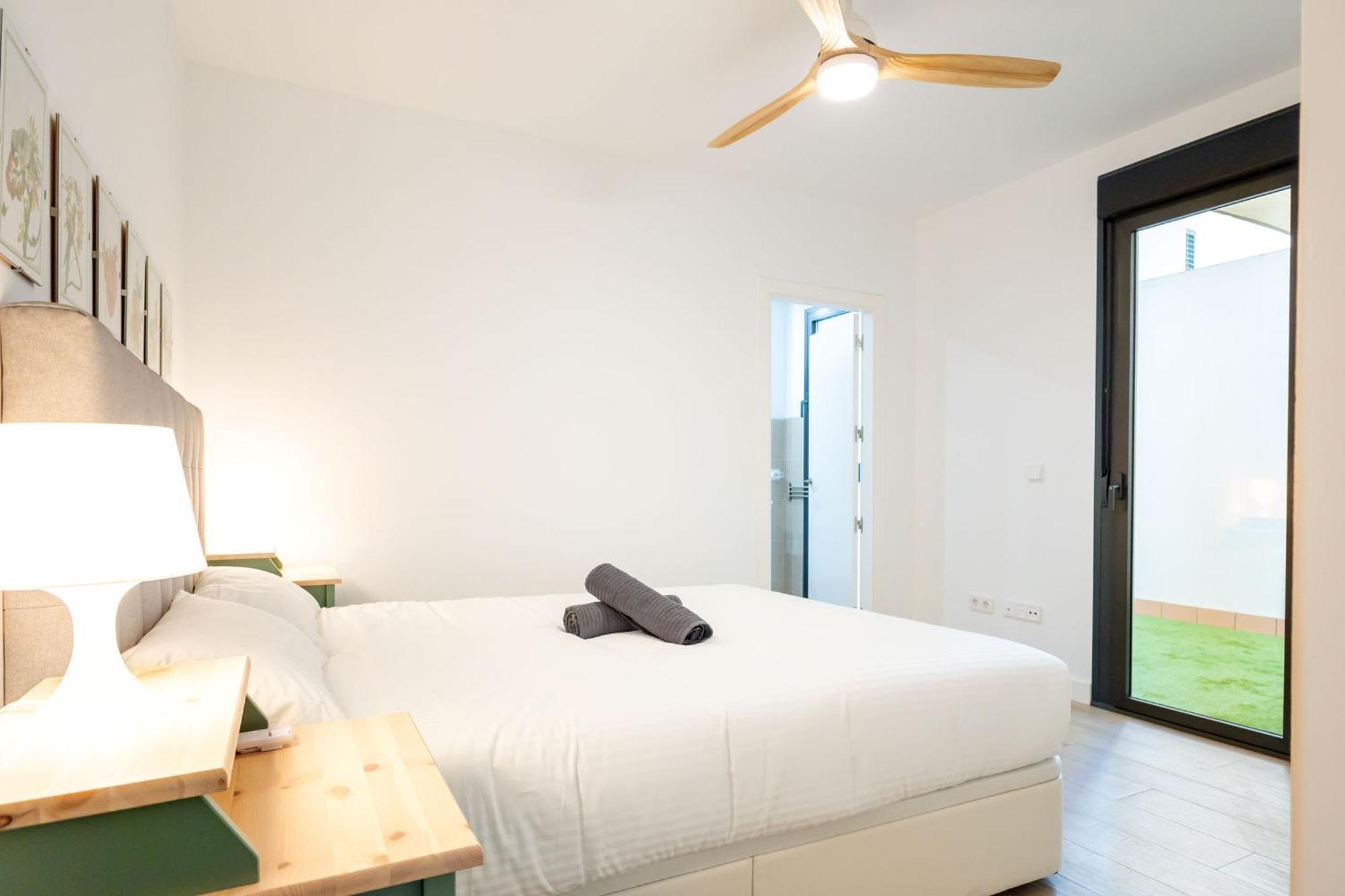 Charming 2 Bedroom Apartment By Torre Del Oro By Ocityzen Seville Exterior photo